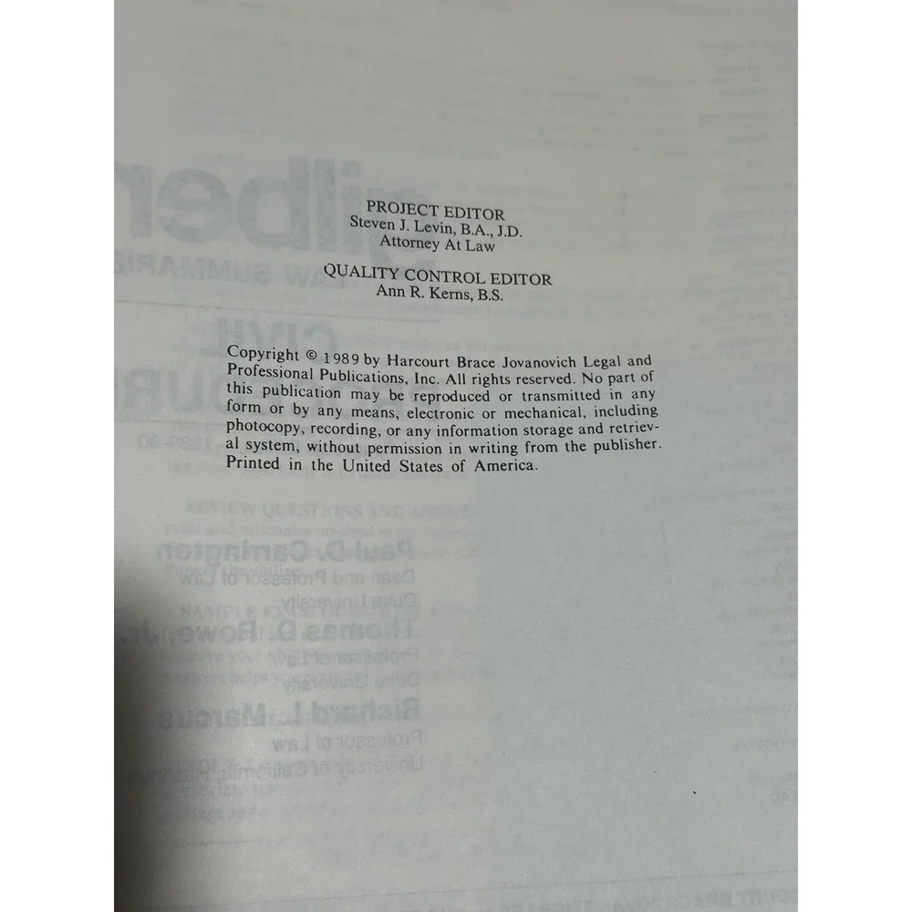 2x‎ Gilbert Law Summaries: Criminal Law + Civil peocedures 1988-89 vintage books
